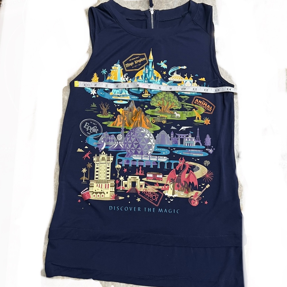 DISNEY PARKS Graphic T Knit Top FL Walt DW Magic Kingdom Epcot Women XS Loose‎ - Picture 2 of 5